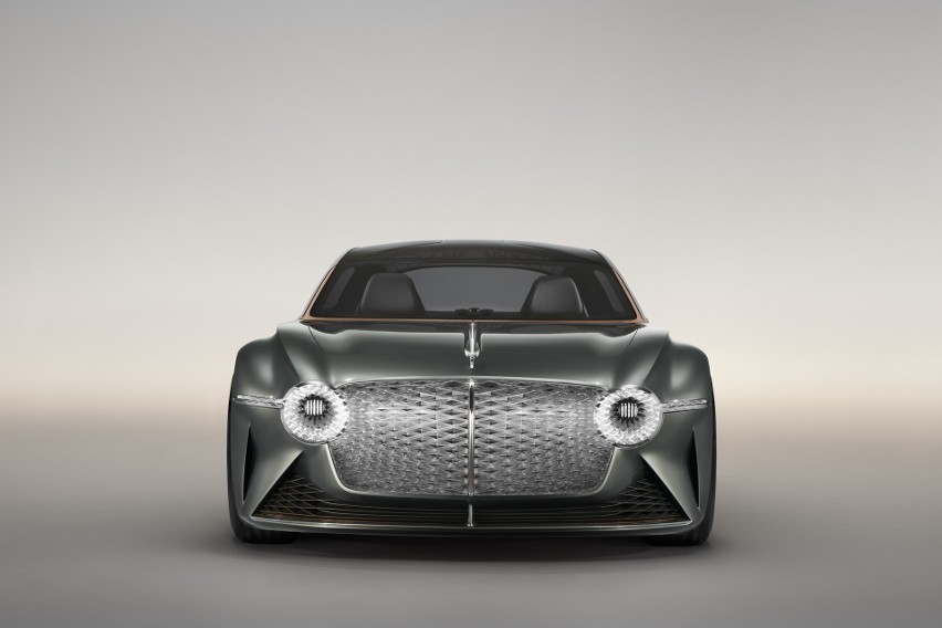 Bentley EXP 100 GT...