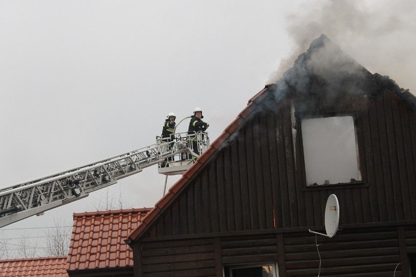 Pożar domu w Jerzmanowej [Zdjęcia]