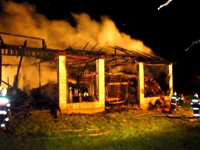 Gaszenie pożaru stodoły w Gadce Majoracie trwało osiem godzin.