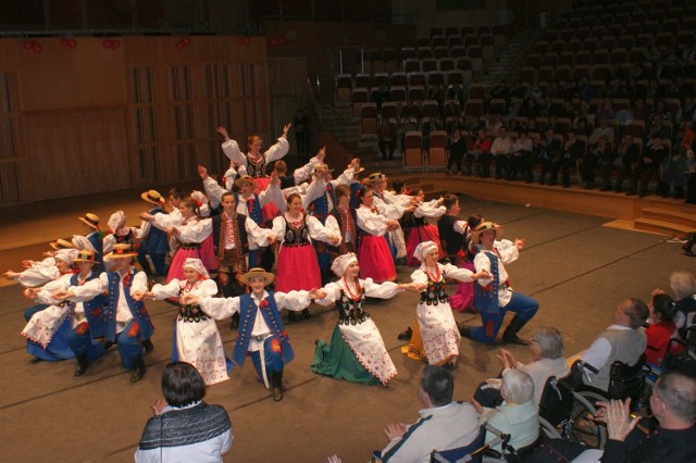 Koncert "Lasowiaków&#8221; w hali Filharmonii Bałtyckiej w Gdańsku.