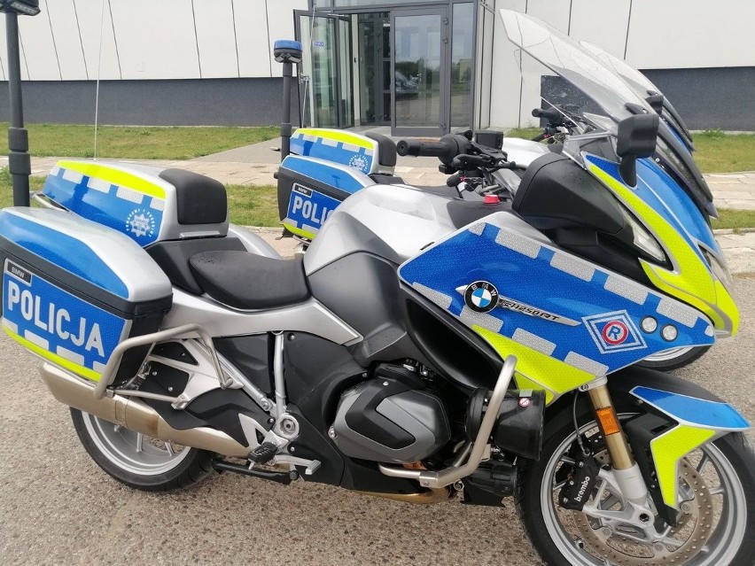 Suwałki. Policjanci dostali nowe motocykle BMW. Mają podgrzewane siedzenia