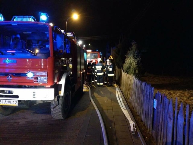 W środę, o godz. 20:04, strażacy z OSP Choroszcz zostali wysłani do pożaru w Klepaczach.