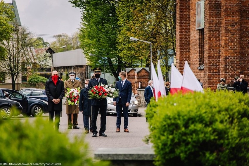 Ostrów Mazowiecka. Święto Konstytucji 3 Maja 2020. Uroczystości odbyły się z zachowaniem zaleceń sanitarnych