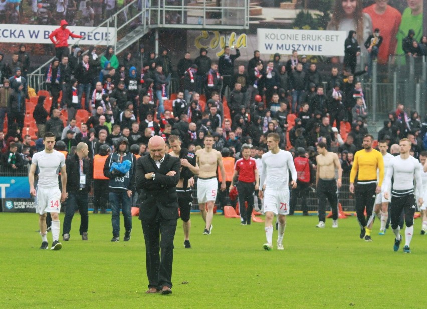 Górnik Zabrze spadł do 1. ligi po remisie 1:1 z Termalicą w...