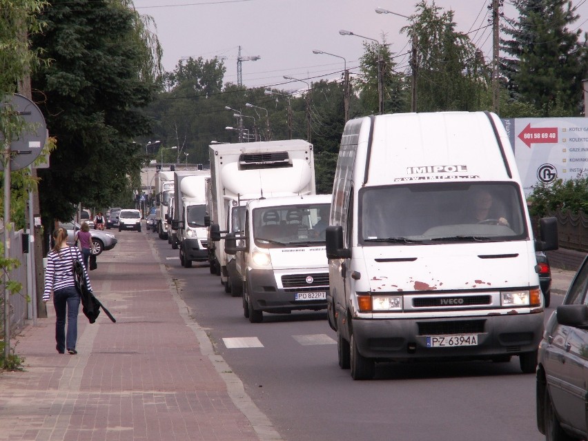 Przejazd kolejowy spowalnia przejazd ulicą Grunwaldzką