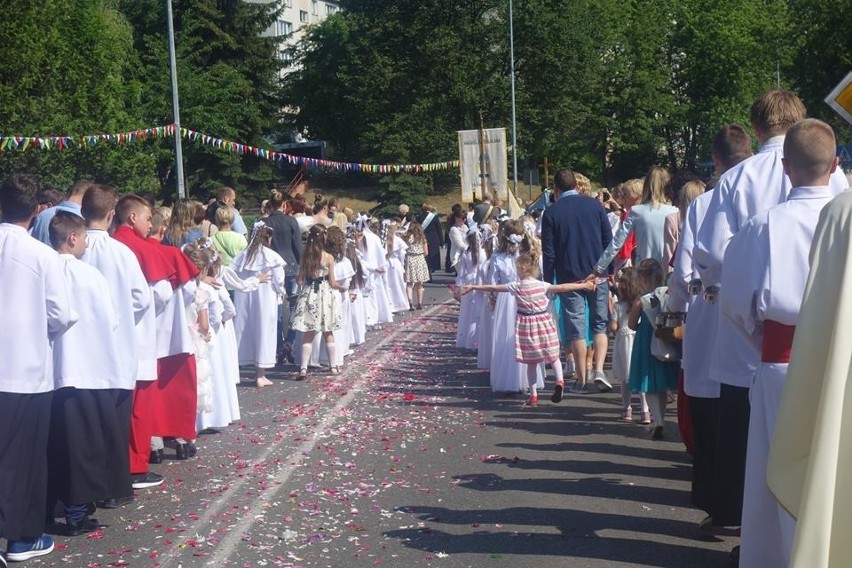 Boże Ciało w Jastrzębiu: Tłumy na procesji