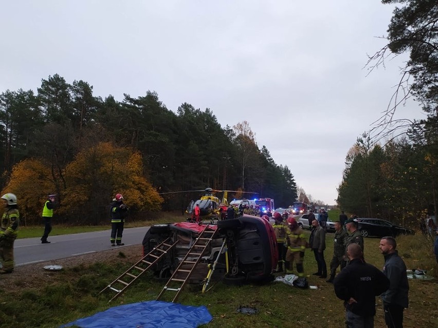 Zalesie. Wypadek na DK 65. Po rannych przyleciał śmigłowiec