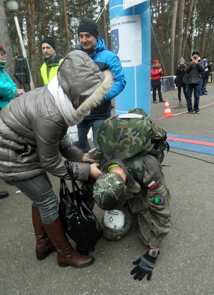 Maraton Komandosa co roku biegną setki zawodników