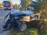 Wypadek w Czarnowcu. Zderzyły się dwa samochody: audi i toyota. Jedna osoba została przewieziona do szpitala. Zdjęcia