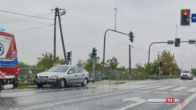 Zderzenie opla i nissana na drodze krajowej nr 94 w Jasieniu, 29.09.2022