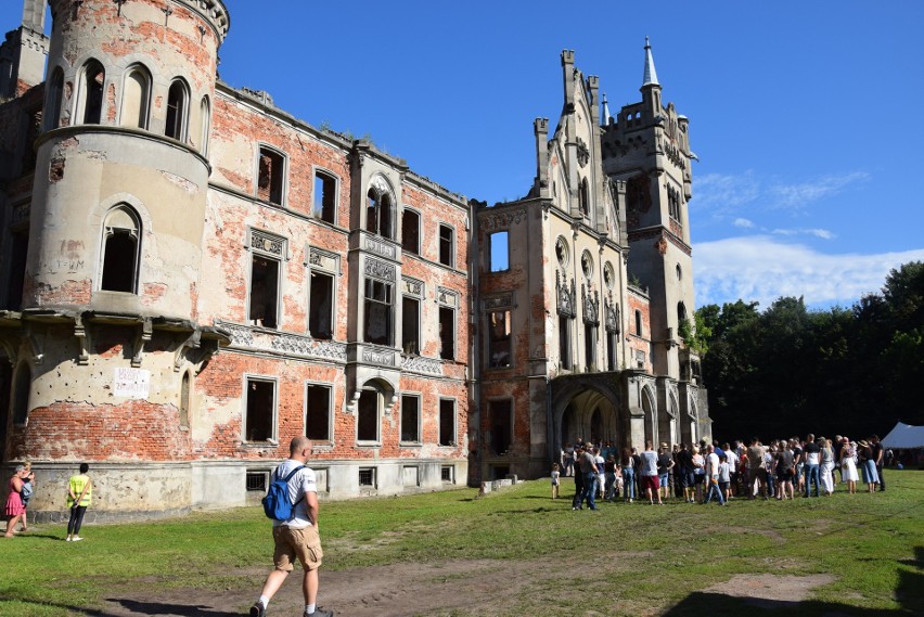 Pechowy pałac w Kopicach. Znowu nie został sprzedany. Co dalej z najpiękniejszym zabytkiem Opolszczyzny?