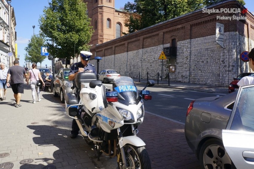 Policjanci w Piekarach nałożyli 35 mandatów karnych