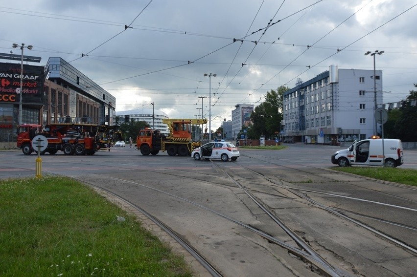 Zderzenie tramwajów w centrum. Ranna motornicza