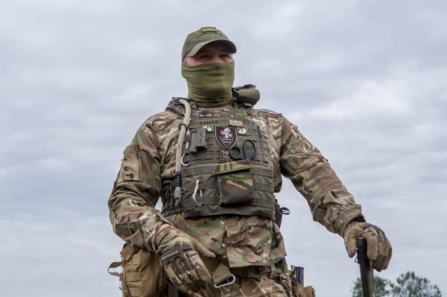 Siły ukraińskie zatrzymały natarcie wroga na kierunkach charkowskim, słowiańskim i bachmuckim, zmuszając wojska rosyjskie do wycofania się