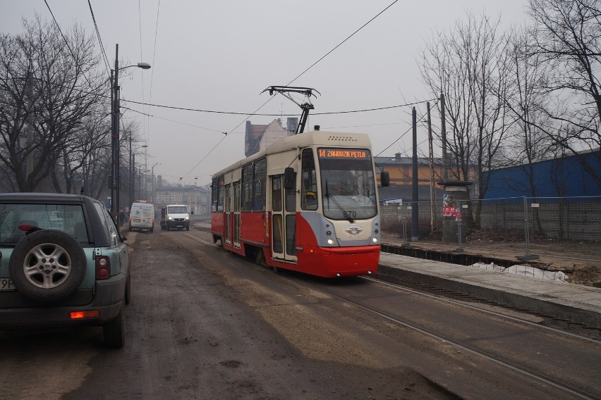 Kradzież trakcji tramwajowej i remont torów