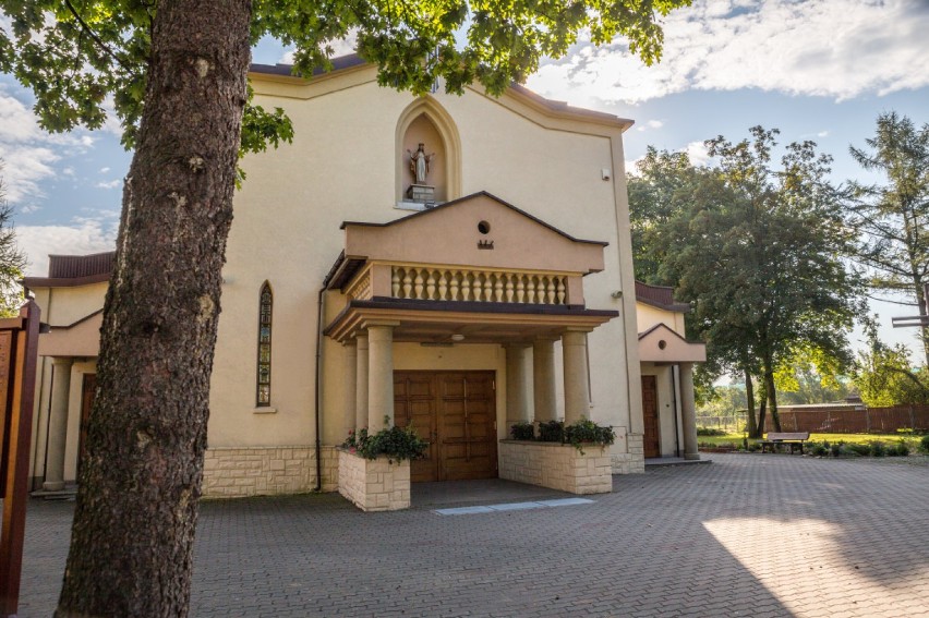 Parafia pw. Chrystusa Króla, Dąbrowa Górnicza