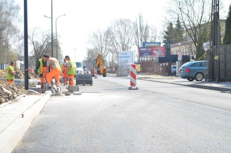 Postęp prac na ulicach Zbąszyńskiej i Swojskiej już widać.