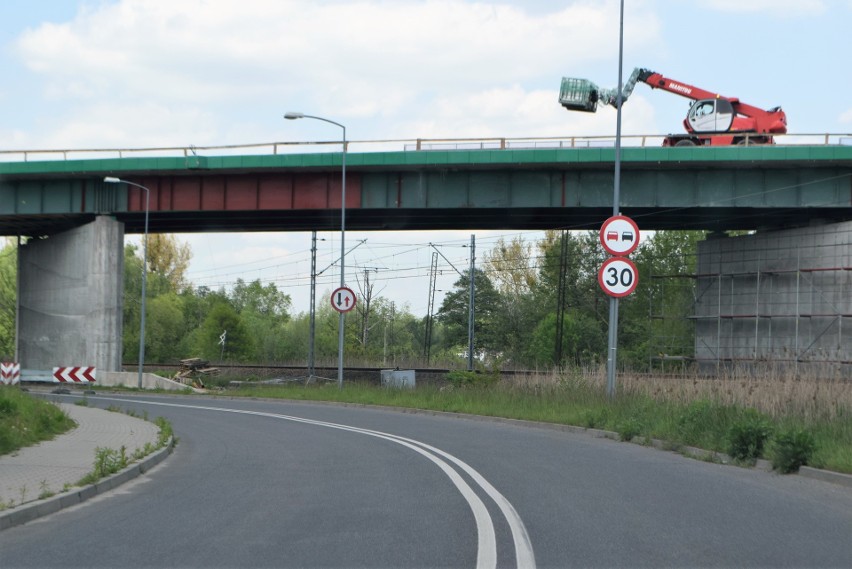 Remont wiaduktu na Nowopszczyńskiej w Żorach, a wraz z nimi...