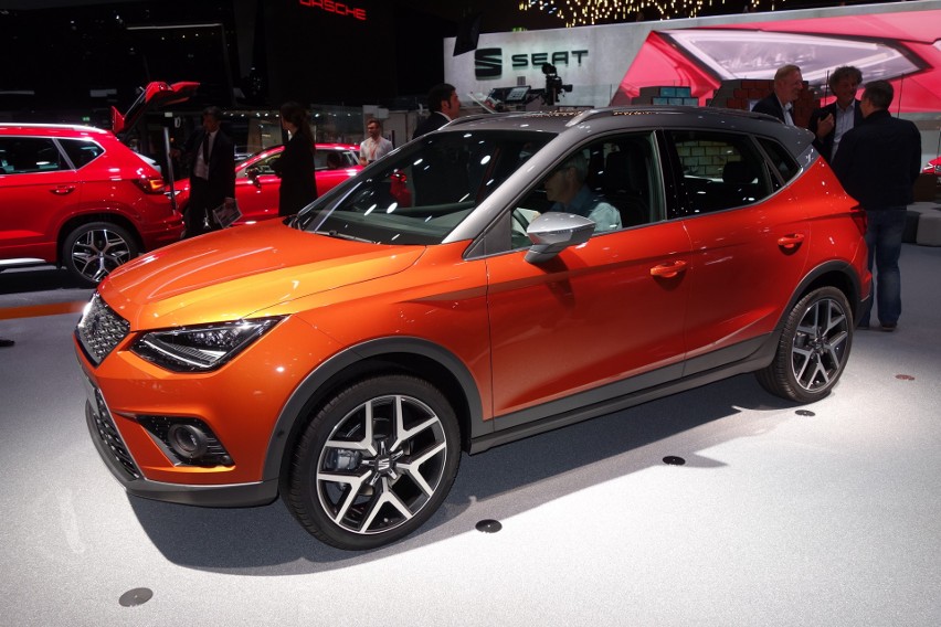 Seat Arona...