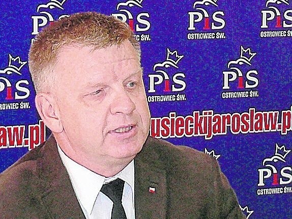 Senator Jarosław Rusiecki przedstawił "Program Rodzina 500+&#8221; i zapewnił, że w Prawie i Sprawiedliwości w powiecie nie ma konfliktu.