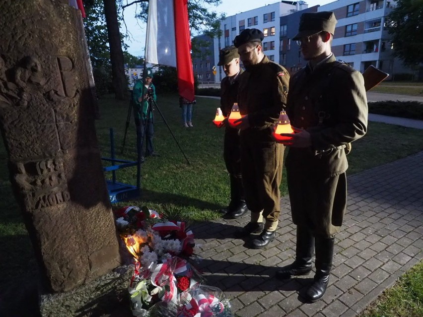 Uroczystości w Koszalinie przy pomniku rotmistrza Pileckiego