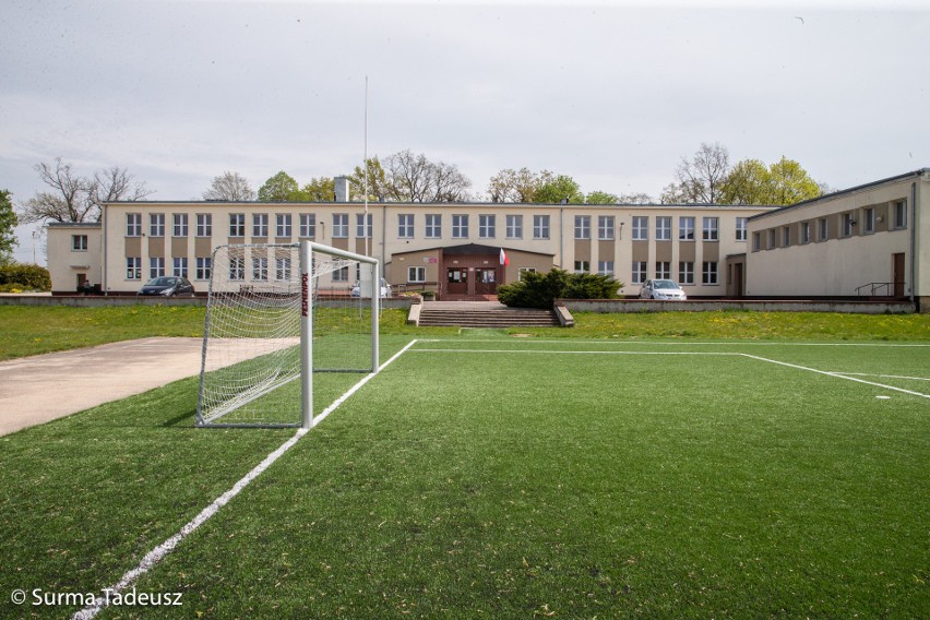 Pięknie w ósemce! Zmodernizowany został obiekt sportowy przy Szkole Podstawowej nr 8 w Stargardzie ZDJĘCIA