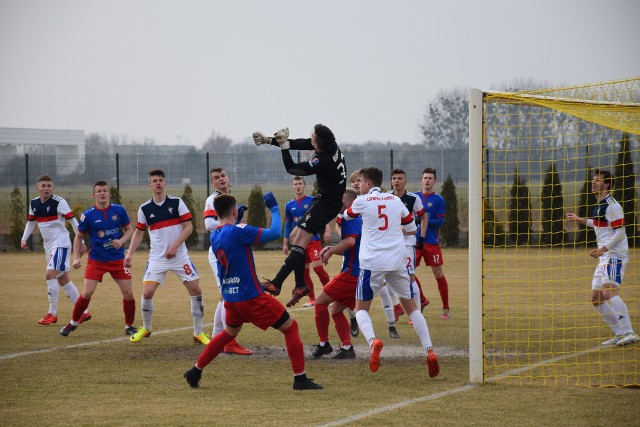 Odra Opole spadła z Centralnej Ligi Juniorów, gdzie mierzyła się  m. in. z Górnikiem Zabrze. Teraz jednak też łatwo nie będzie miała.