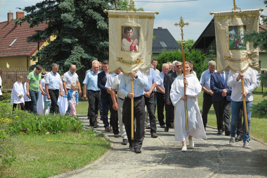 Parafia pw. św. Jana Chrzciciela w Obrowcu jest jedną z...
