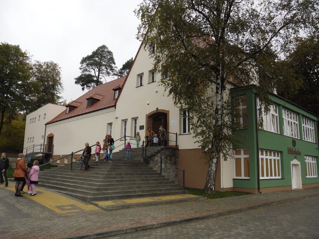 Majówka w Kępicach rozpocznie się w Bibliotece Publicznej Miasta i Gminy Kępice.