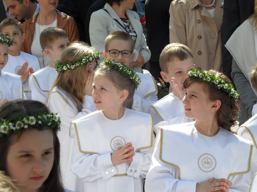 Pierwsza Komunia św. u św. Stanisława Kostki w Częstochowie