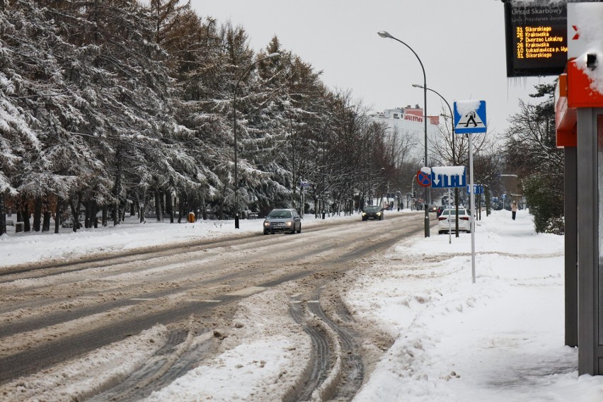Fatalne warunki na drogach w Rzeszowie