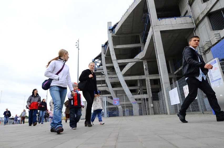 Dzień Matki na stadionie przy Bułgarskiej w Poznaniu