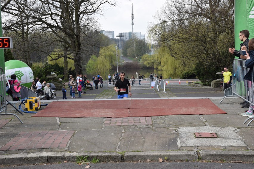 Chorzów: prawie 400 biegaczy wzięło udział z Biegu Górskim....