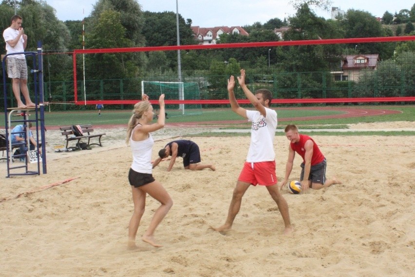 Angela Marciniak i Daniel Chochowski zwycięzcami 8. turnieju siatkówki plażowej
