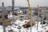 W centrum Bydgoszczy powstaje parking na 570 miejsc. Zobacz zdjęcia z placu budowy!