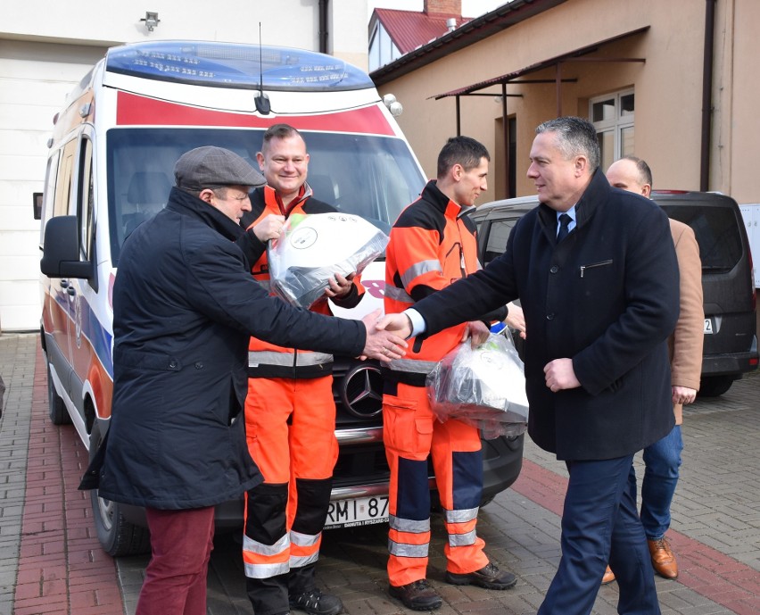 Centrum Medyczne w Gorzycach otrzymało urządzenie do dezynfekcji karetki. Ratownicy pogotowia szybciej wyjadą na pomoc [ZDJĘCIA]