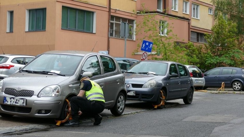 Straż Miejska w Gdańsku. Czym zajmują się służby? Głównym atrybutem mundurowych wciąż pozostają blokady samochodowe