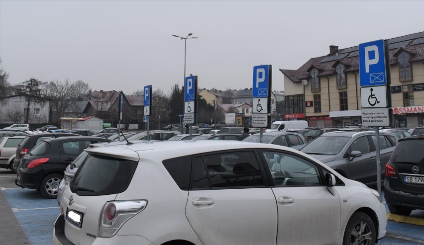 Korzystanie na parkingach w Oświęcimiu z miejsc wyznaczonych...