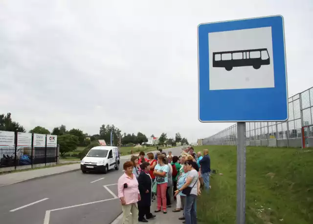 Mieszkańcy nie od dziś walczą o porządny dojazd. Zdjęcie z roku 2014