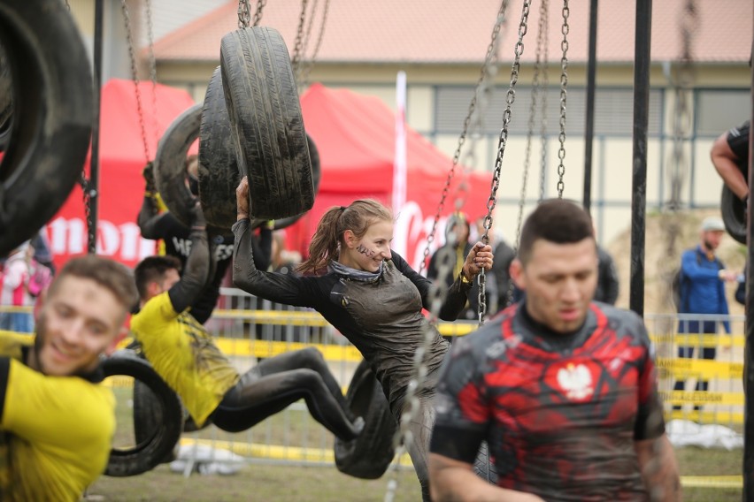 Runmageddon na Partynicach. Pierwszy dzień zmagań [GALERIA ZDJĘĆ]