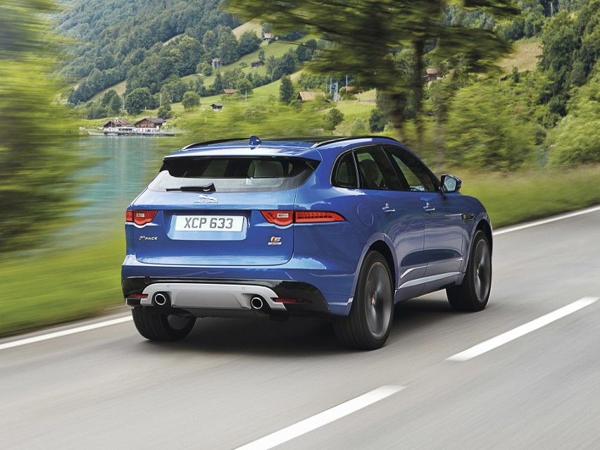 Jaguar F-Pace...