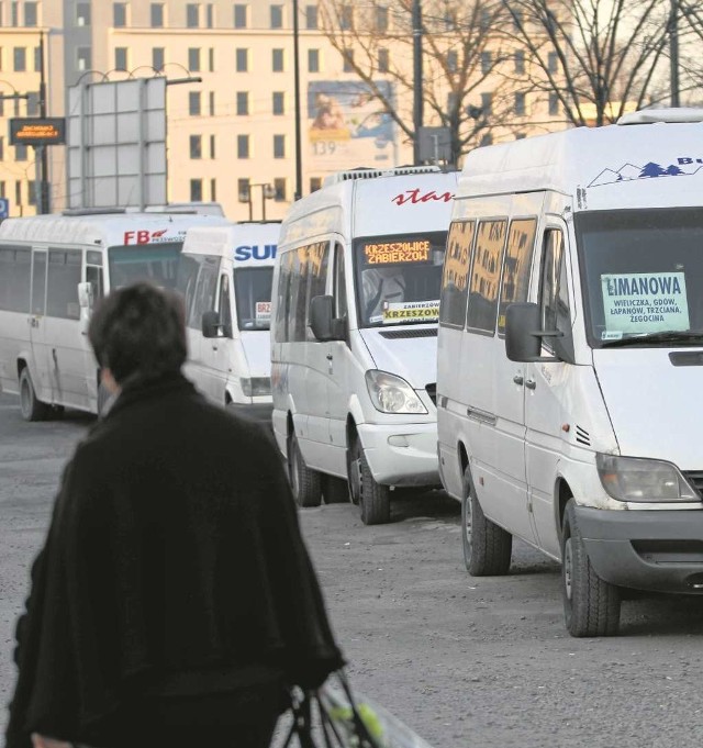 Busy nie znikną z krakowskich ulic, ale może ich być mniej niż teraz