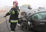 Wypadek na obwodnicy Kielc. Kobieta wjechała w ciężarówkę. Cudem wyszła bez szwanku (zdjęcia)