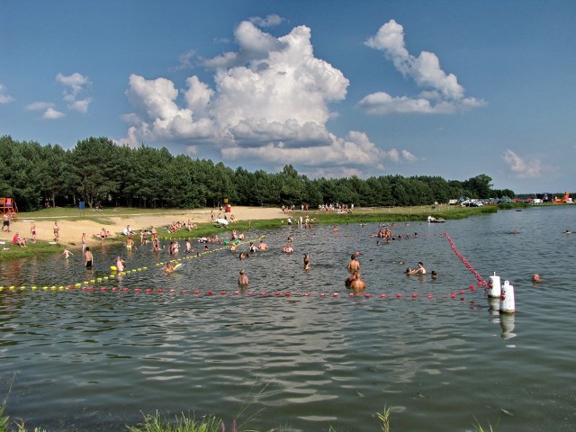 Ośrodek Wypoczynkowy „Bachmaty” w miejscowości Dubicze Cerkiewne, gmina Dubicze Cerkiewne, położony nad zalewem nad rzeką Orlanka znany jest wśród mieszkańców Podlasia i Mazowsza