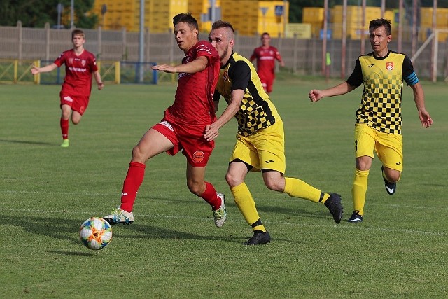 Narew Ostrołęka świętuje awans do ligi okręgowej