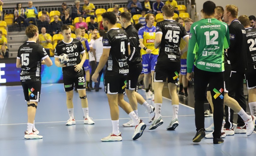 Liga Mistrzów piłkarzy ręcznych. Łomża Industria Kielce wygrała z Elverum Handball, ale to nie był spacerek. Pierwsze gole Elliota Stenmalma