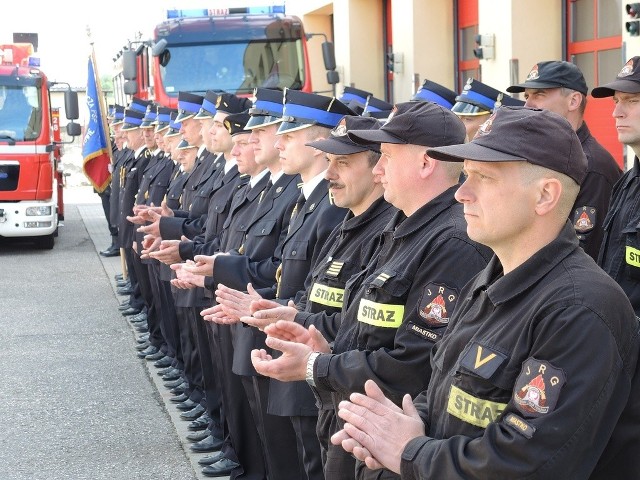 W Miastku odbyły się powiatowe uroczystości z okazji Dnia Strażaka. Wręczono odznaczenia i awanse. 