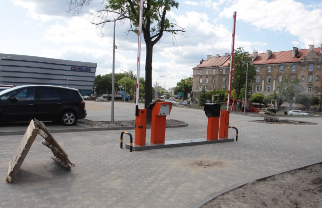 Przebudowa parkingu przy kinie Helios zbliża się do finału.