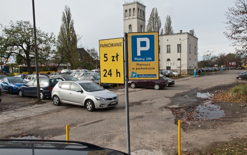 Powierzchnia sprzedawanej nieruchomości wynosi ponad 3200...