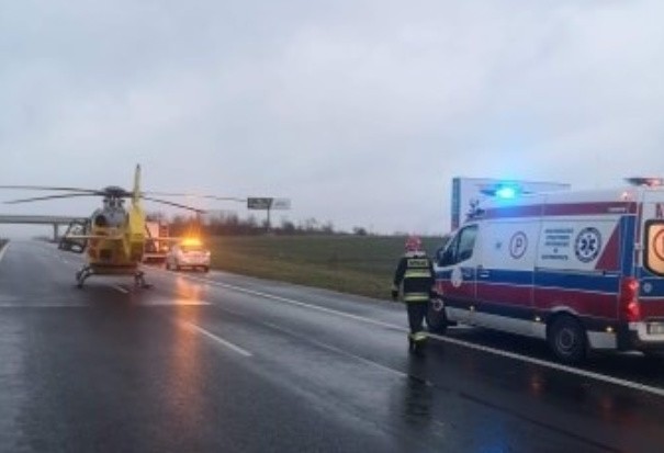 Wypadek busa na autostradzie A4 w Mysłowicach....